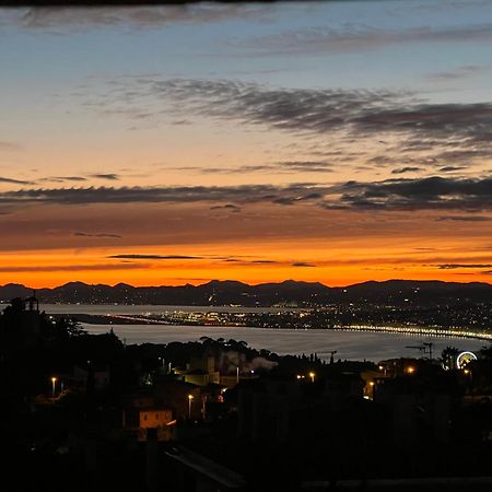 Agreable 3 Pieces Climatise Avec Vue Mer Et Parking Βιλφράνς-συρ-Μερ Εξωτερικό φωτογραφία