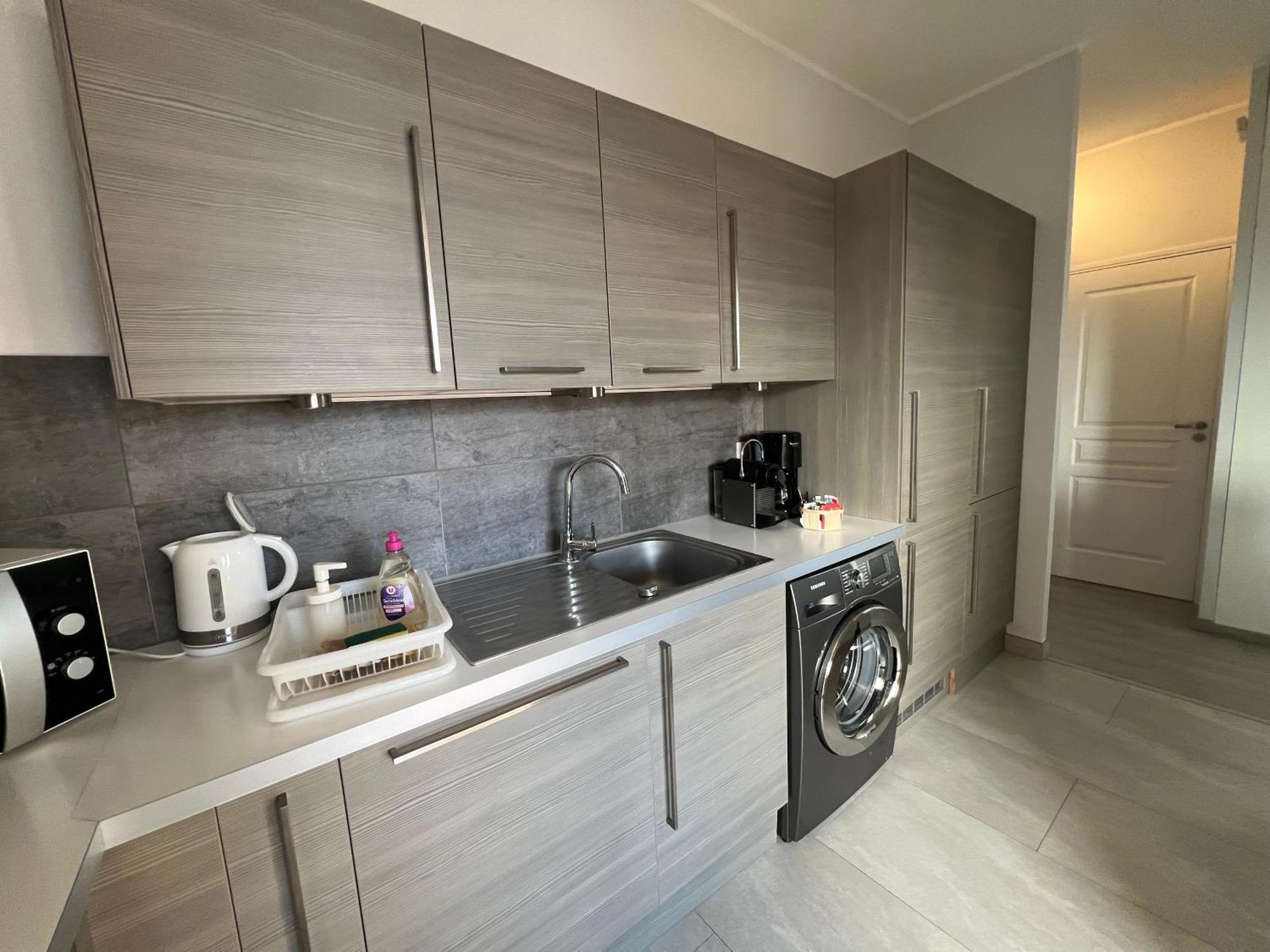 Agreable 3 Pieces Climatise Avec Vue Mer Et Parking Βιλφράνς-συρ-Μερ Εξωτερικό φωτογραφία