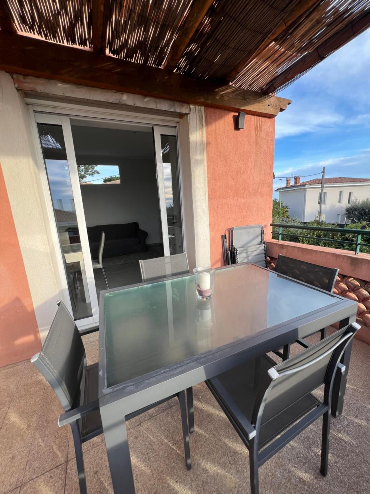 Agreable 3 Pieces Climatise Avec Vue Mer Et Parking Βιλφράνς-συρ-Μερ Εξωτερικό φωτογραφία